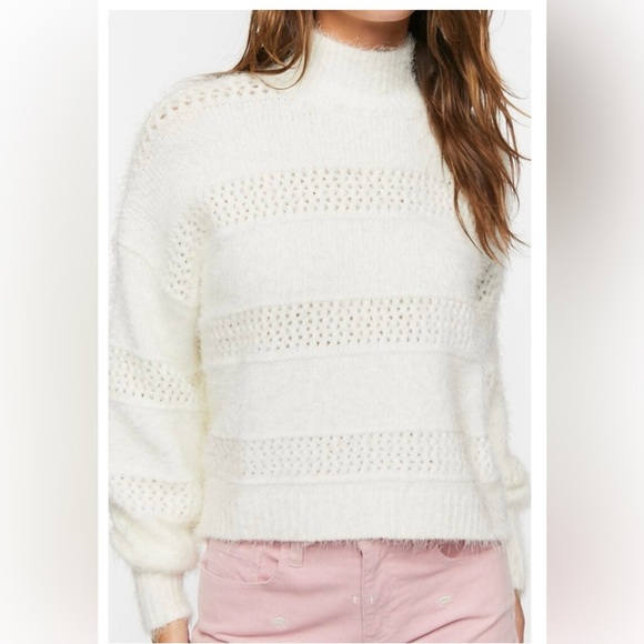 Forever 21 Fuzzy Contrast Panel Mock Neck Sweater Cream‎ Sz Large NWOT - Picture 10 of 13